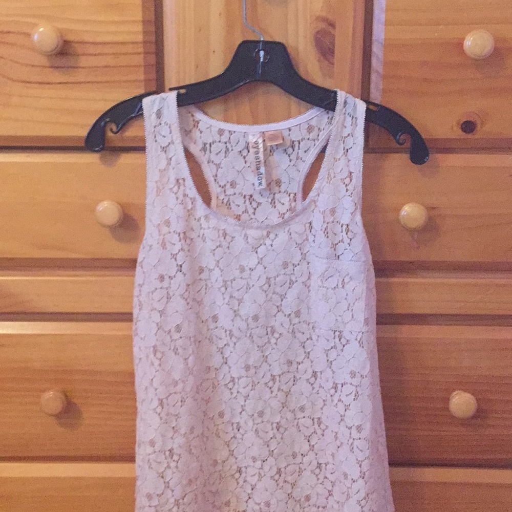 Lacy Cream-Colored Tank Top!
